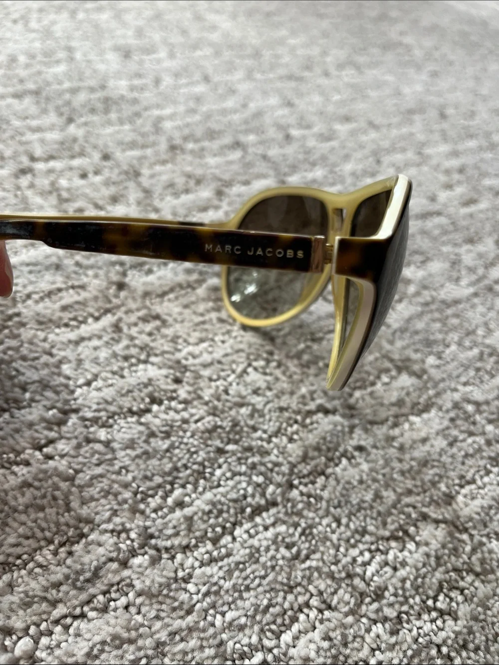 Marc Jacobs Tortoiseshell Aviator Sunglasses 😎
